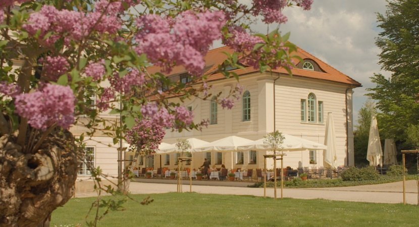 Außenansicht Schlosshotel Pillnitz Slider Bild 1 groß